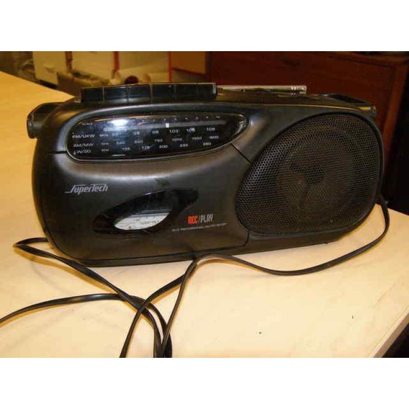 Supertech radio cassette (G15 1319) N
