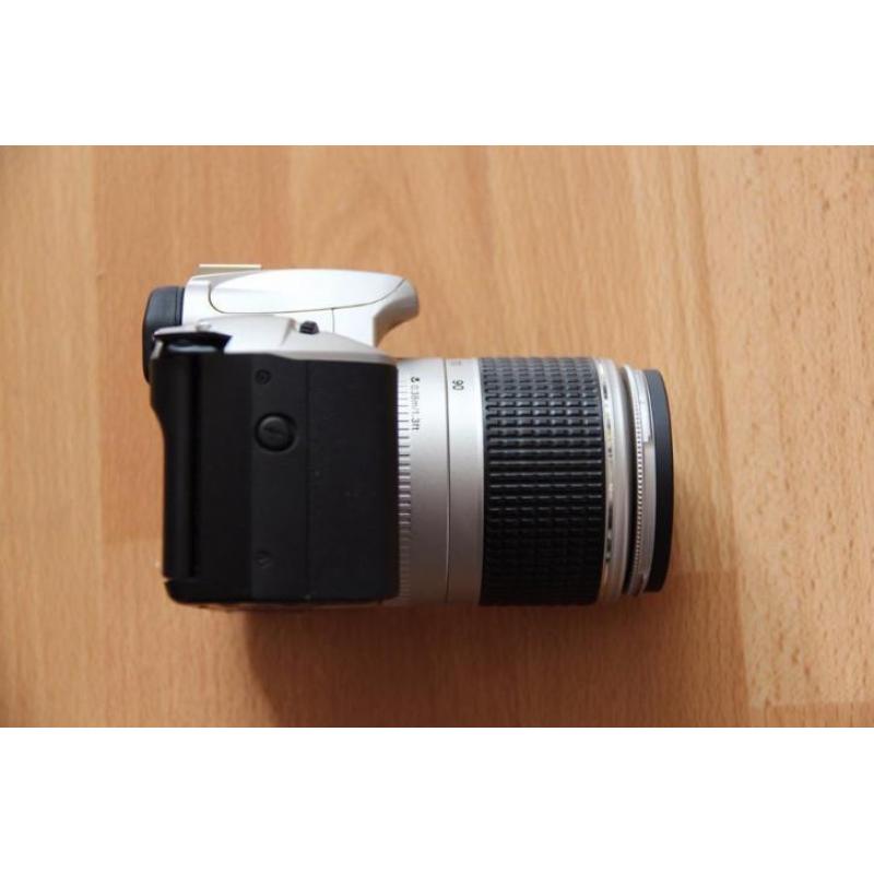 Canon EOS 300 met originele lens en hoes