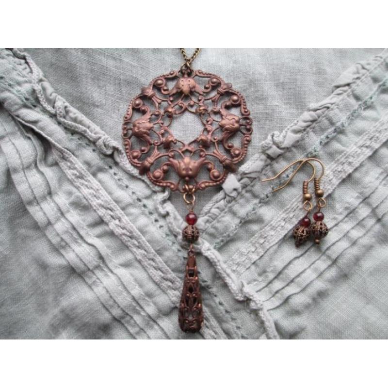 Antiek brons filigraan ketting en oorbellen set, klassiek