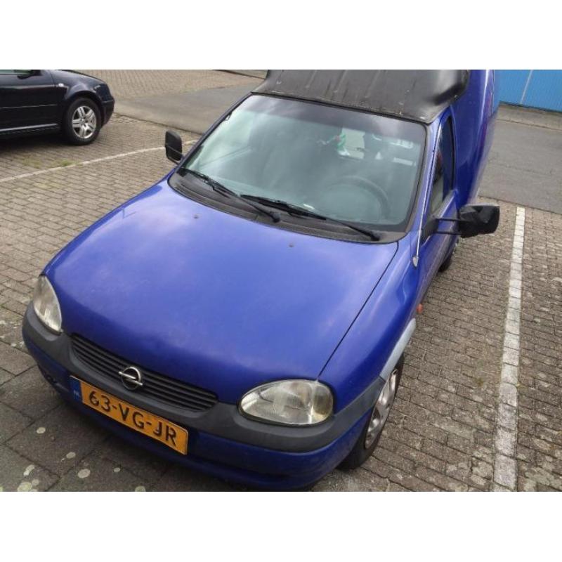 Opel Combo 1999 koppakkingschade 299,-