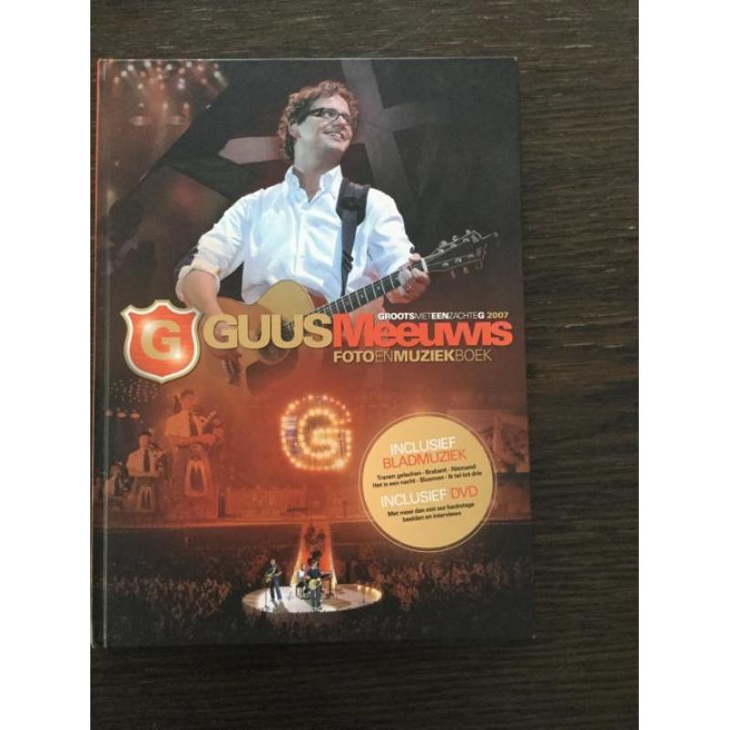 Guus Meeuwis foto en muziekboek