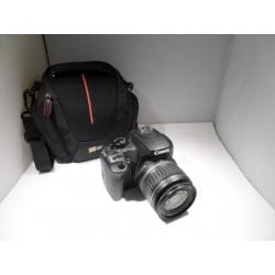 Canon D1000 (18-55 mm lens)