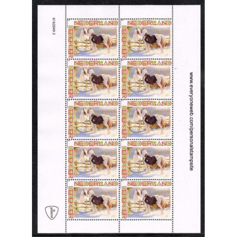 Persoonlijke postzegels kerst velletje paarden bij hek