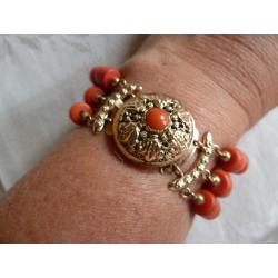 Imposante antieke bloedkoraal armband, gouden slot /Luckylux