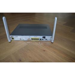 Cisco 881 G+7-K9 wireless router