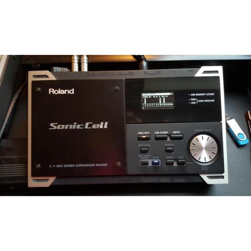 Roland Sonic Cell in koffer.