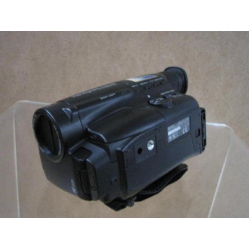7893| Sony camcorder filmcamera CCD-TR440E €30