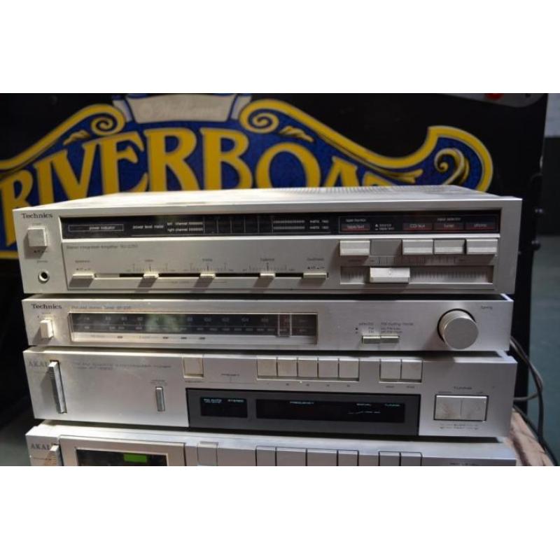 Partij stereo sets (Sony, Akai, JVC, Technics)