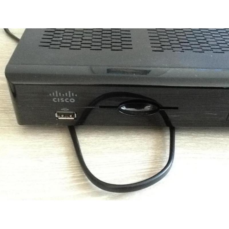 ziggo / Cisco decoder 8485DVB, 320 GB harddisk