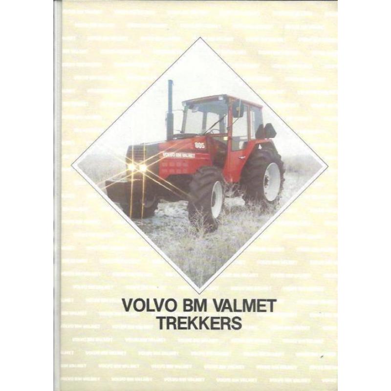 17 veschillende brochures Folders BM Volvo Valmet Tractoren