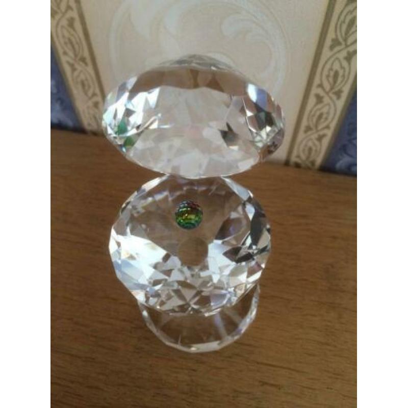 Kristal schelp met kristal glazen geslepen parel kunstobject