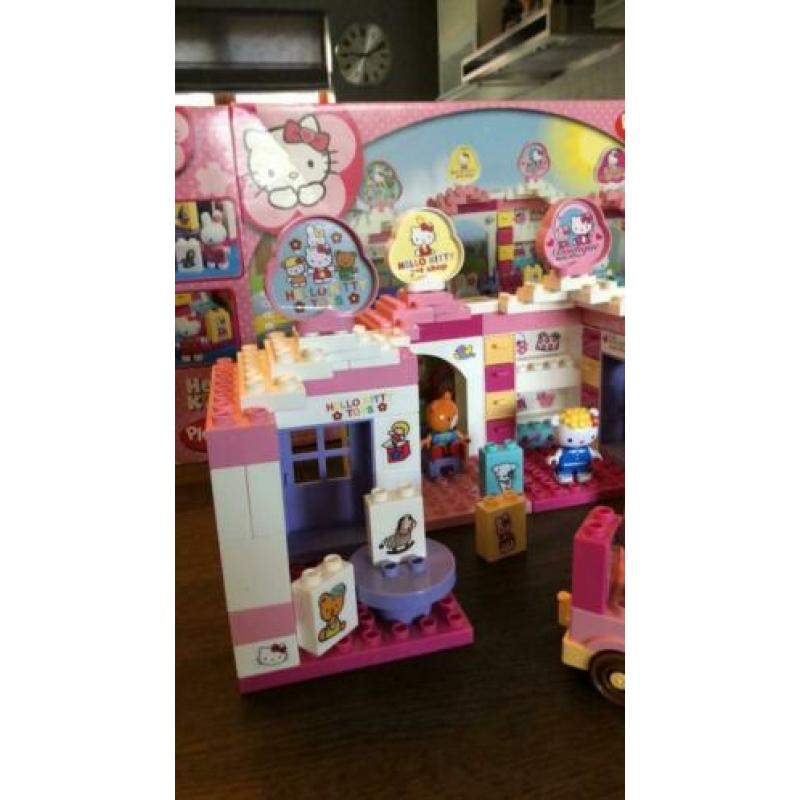 Unico Plus PlayBig Bloxx Hello Kitty winkelcentrum