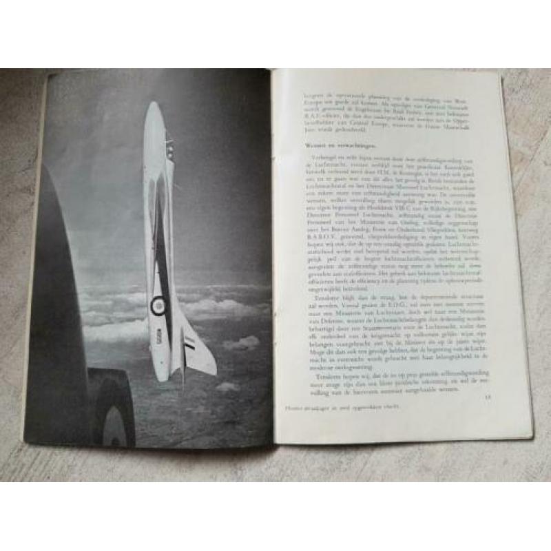 Uit 1953 "Onze Luchtmacht " uitgave tijdschriftje/info .