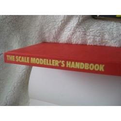 The scale modeller's handbook { Chris Ellis }