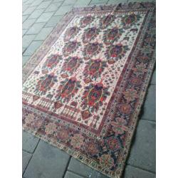 Perzisch tapijt 190x145 cm.