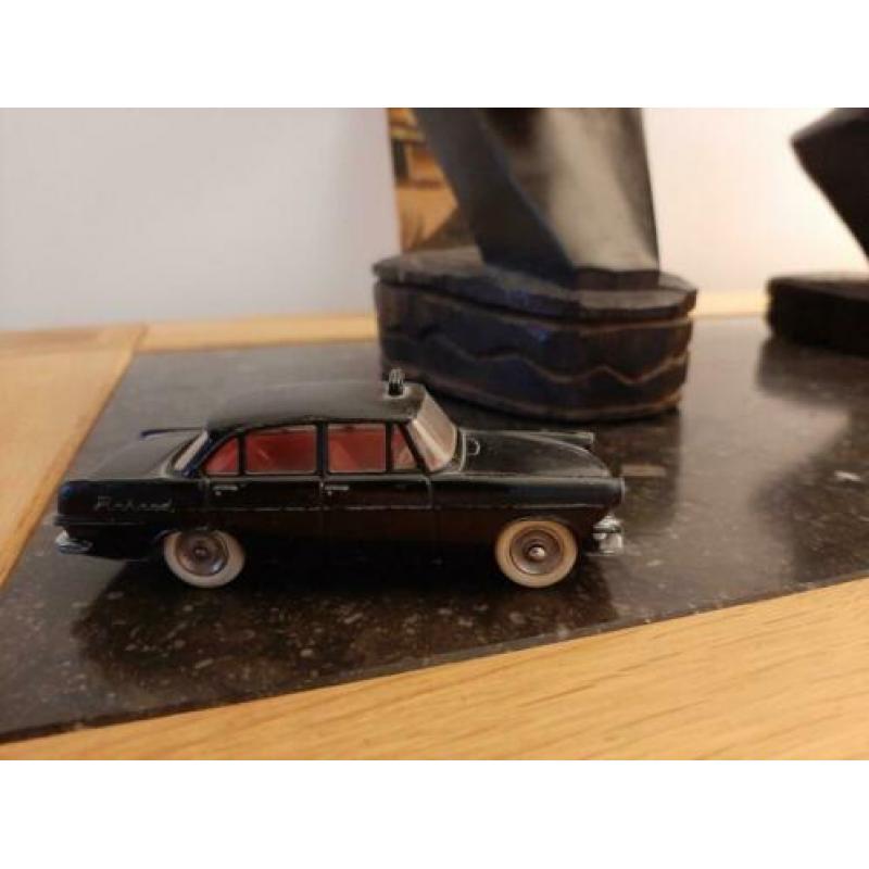 dinky toys opel rekord taxi no.546