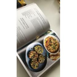 Kookboek FEASTS van Sabrina Ghayour