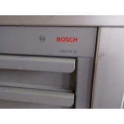 01501 Rimas Bosch. Werktafel, werkbank. Bosch profiel. ESD