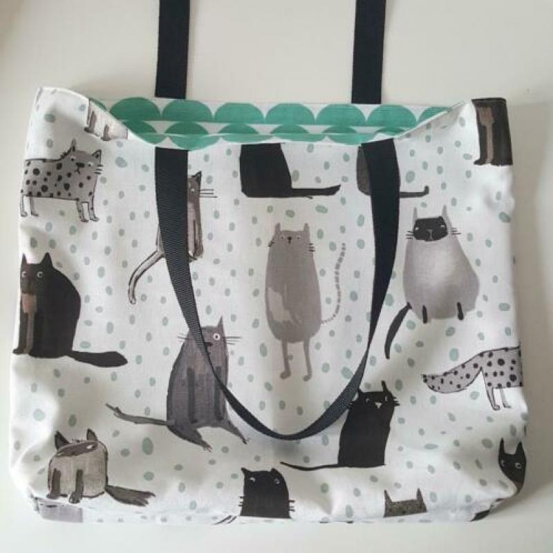 Tas met grappige katten, ook binnenstebuiten te gebruiken