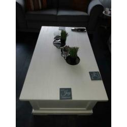 Witte salontafel+eettafel+tv meubel van de Bommel