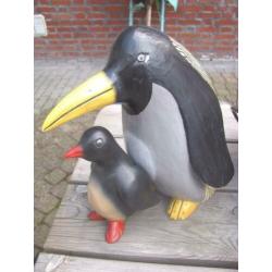 2 houten Pinguines, moeder en dochter 20 en 30 cm