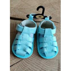 Blauwe sandaaltjes HEMA maat 20 - ongebruikt
