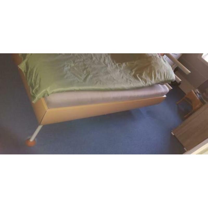 2 persoons bed 1.40 mtr