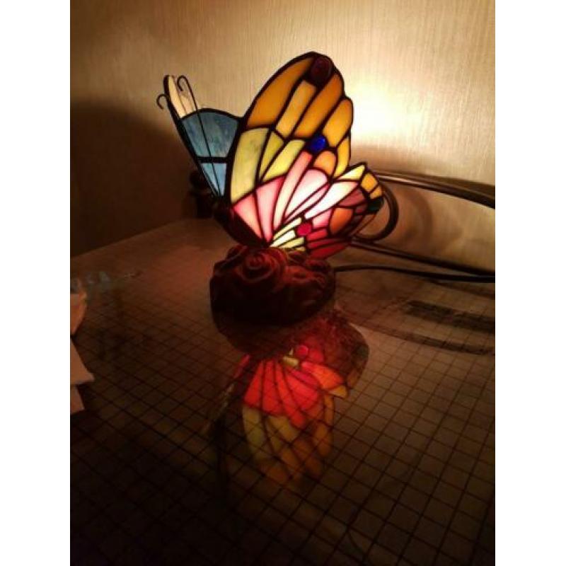 Tiffany lamp vlinder