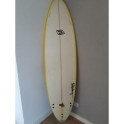 Surfboard 6.10 billabong