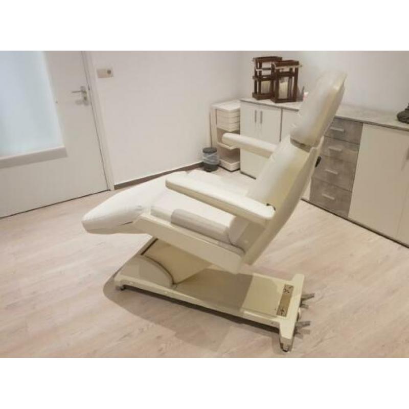 Behandelstoel (schoonheid, pedicure, massage)