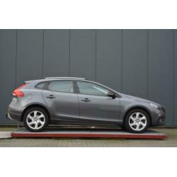 Volvo V40 Cross Country 1.6 D2 Momentum automaat (bj 2014)