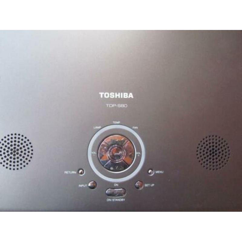Beamer Toshiba