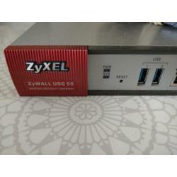 Te koop: Zyxel ZyWall USG50 met laatste firmware.