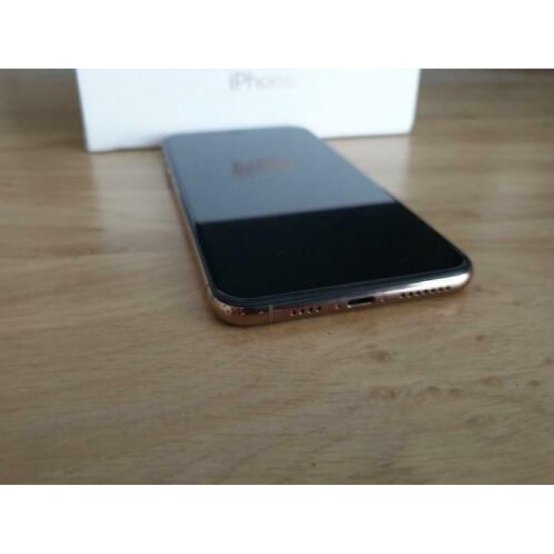 Apple iPhone Xs Max 64GB Gold
