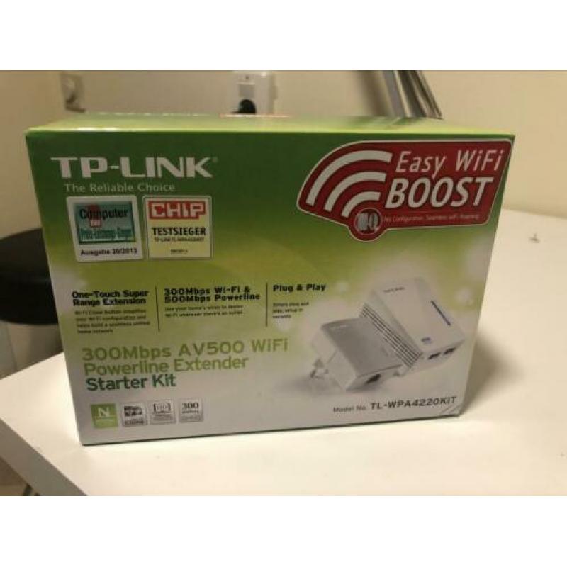 Internet Extender/Booster: TP-Link - WL-WPA4220KIT