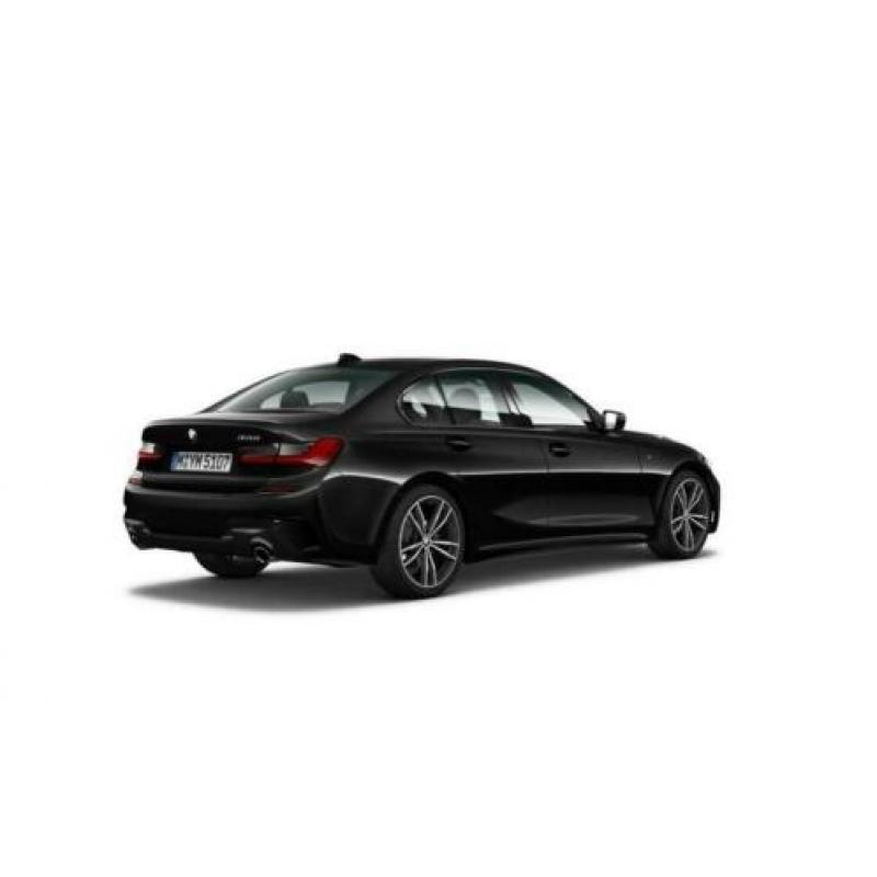 BMW 3 Serie 320i High Executive Model M Sport | 19" LM Velge