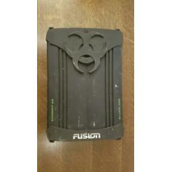Fusion speaker set voor in een auto