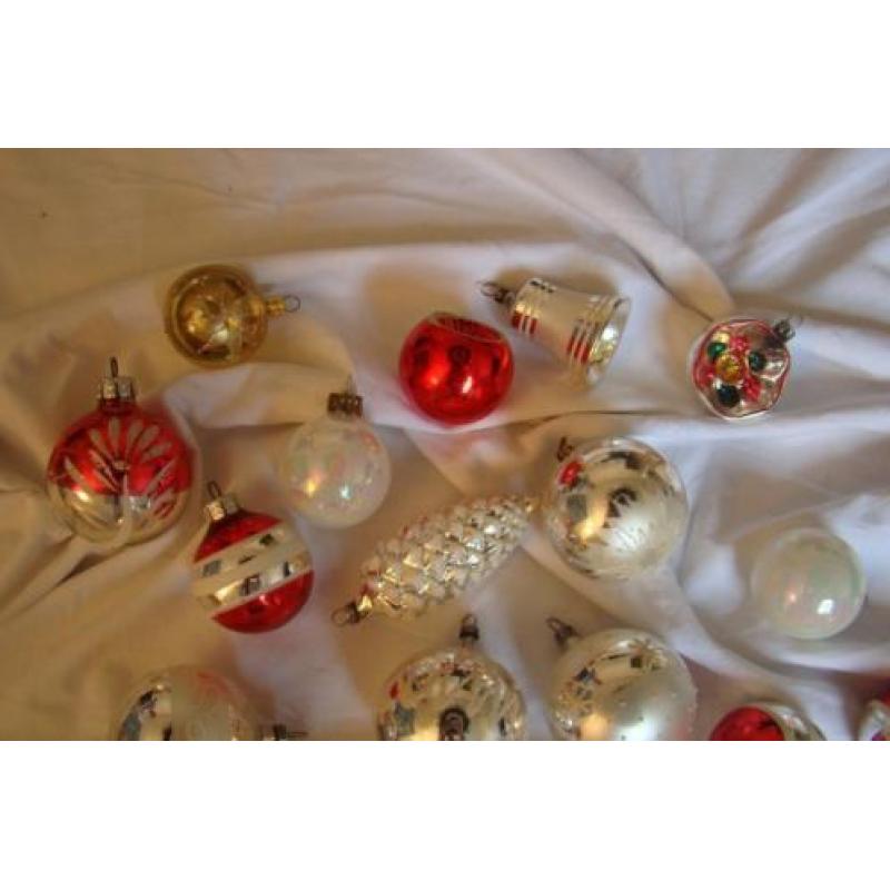 18 mooie oude antieke kerstballen