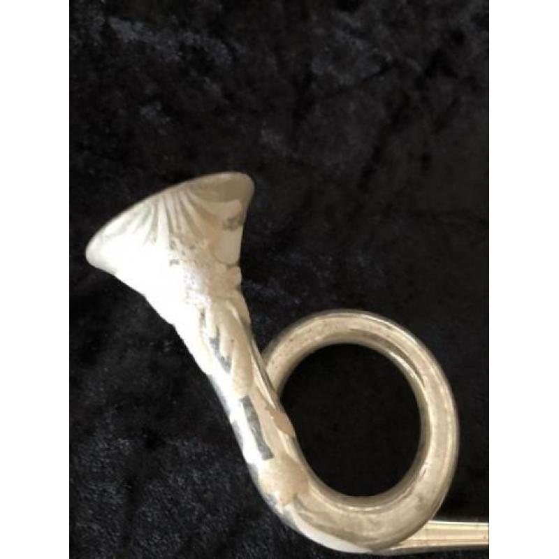 Antieke zilver gebloemde trombone